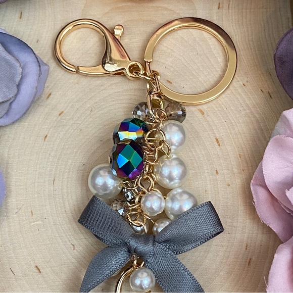 Gorgeous Blue Purse with Crystals & Pearls Keychain Charm - Picture 9 of 14